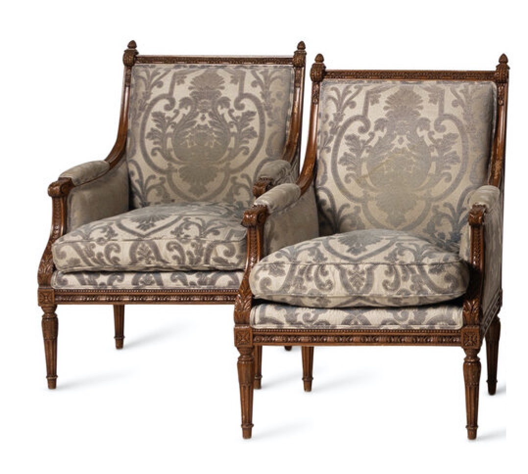 <b>Pr French Carved Beechwood Bergère Chairs</b><br>circa early-20th cen., France