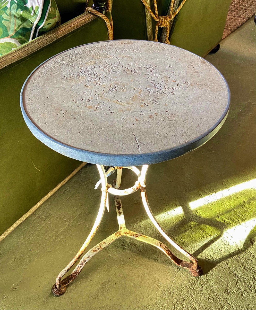 <b>French Café Table</b><br>approx. 28.5 T x 19.75 diam. inches<br>circa 